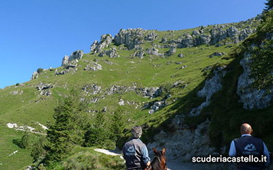 Scuderia Castello - Maneggio lago di Garda